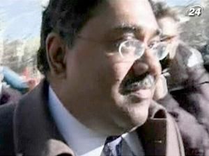 Миллиардера Раджаратнама признали виновным в использовании инсайда Миллиардера Раджаратнама признали виновным в использовании инсайда