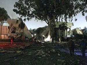В результате авиаудара НАТО по резиденции Каддафи погибли 6 человек