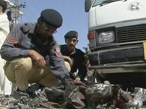 Внаслідок двох терактів у Пакистані загинуло більше 80 осіб