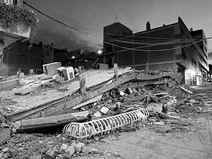 В Іспанії проходять похорони жертв землетрусу В Іспанії проходять похорони жертв землетрусу