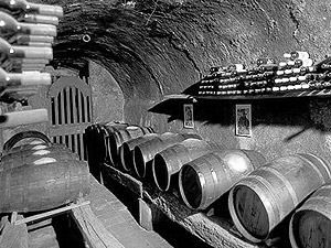 В Британии закрывают государственное винохранилище В Британии закрывают государственное винохранилище