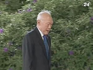 Творець "сінгапурського економічного дива" пішов на пенсію Творець "сінгапурського економічного дива" пішов на пенсію