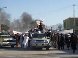 В Єгипті сталися нові зіткнення між мусульманами і християнами В Єгипті сталися нові зіткнення між мусульманами і християнами