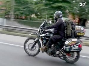 69-річний байкер вирушив у мотоподорож з Ріо до Аляски 69-річний байкер вирушив у мотоподорож з Ріо до Аляски