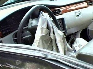 Араб протаранив 15 машин в Тель-Авіві Араб протаранив 15 машин в Тель-Авіві