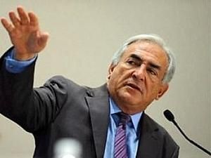 МВФ отказывается комментировать задержание Стросс-Кана МВФ отказывается комментировать задержание Стросс-Кана