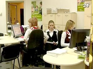 Азаров спрогнозировал кредитную ставку на 2012 год Азаров спрогнозировал кредитную ставку на 2012 год