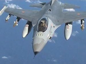 Силы НАТО бомбили центр Триполи 