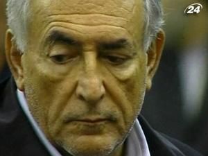 Стросс-Кана перевели в нью-йоркську в'язницю Райкерс-Айленд Стросс-Кана перевели в нью-йоркську в'язницю Райкерс-Айленд