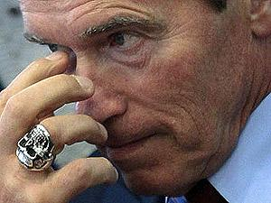 Арнольд Шварценеггер признал себя отцом ребенка своей бывшей домработницы