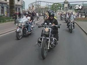 Вену заполнили байкеры на Harley-Davidson