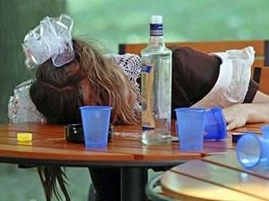 В Мариуполе родителей пьяных подростков привлекли к ответственности В Мариуполе родителей пьяных подростков привлекли к ответственности