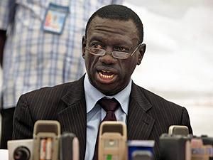 Уганда: лідер опозиції - під домашнім арештом Уганда: лідер опозиції - під домашнім арештом