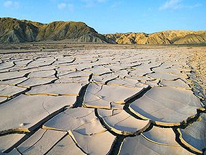 Президент Ирана обвинил Европу в попытке вызвать засуху в стране