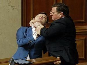 Депутат от НУ-НС просит Пшонку и Литвина разобраться с инцидентом между Ляшко и Мартынюком