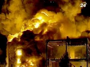 В Австралії горів завод з виробництва моторних масел В Австралії горів завод з виробництва моторних масел