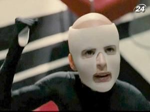 Альмодовар дебютував трилером "Шкіра, в якій я живу" Альмодовар дебютував трилером "Шкіра, в якій я живу"