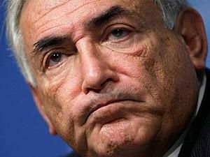 Адвокаты Стросс-Кана внесли за него залог Адвокаты Стросс-Кана внесли за него залог