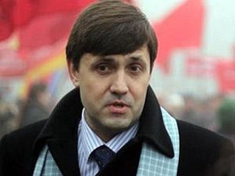 КПУ: Політика Ющенка спровокувала події у Львові 9 травня
