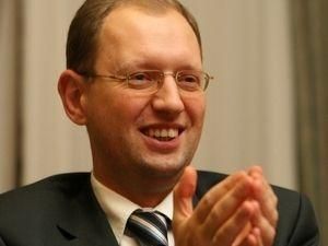 Янукович відзначив досвід і професіоналізм Яценюка Янукович відзначив досвід і професіоналізм Яценюка