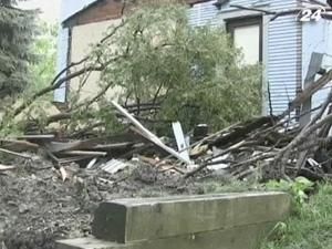 Жертвами ураганів у США стали понад 30 людей