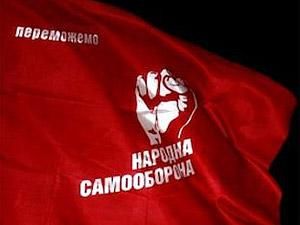 Прихильники Луценка влаштували мітинг під Печерським райсудом Прихильники Луценка влаштували мітинг під Печерським райсудом