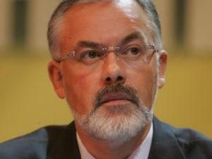 Ролик про освіту Табачнику обійшовся майже у мільйон гривень (ВІДЕО) Ролик про освіту Табачнику обійшовся майже у мільйон гривень (ВІДЕО)