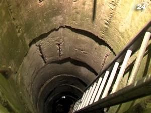 На Вінниччині вчитель історії ув’язнив учня в криниці На Вінниччині вчитель історії ув’язнив учня в криниці