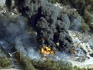 На нефтяном предприятии в Иране прогремел взрыв На нефтяном предприятии в Иране прогремел взрыв