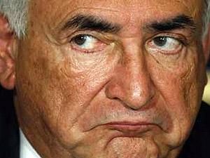 Полиция опровергла информацию о ДНК Стросс-Кана на одежде горничной Полиция опровергла информацию о ДНК Стросс-Кана на одежде горничной