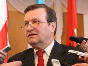 Янукович уволил заместителя Грищенко Янукович уволил заместителя Грищенко