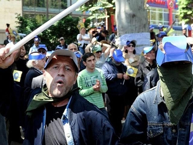 У Тбілісі розігнали мітинг опозиції