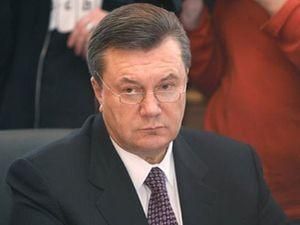 Янукович обіцяє викоренити корупцію "розжареним залізом" Янукович обіцяє викоренити корупцію "розжареним залізом"