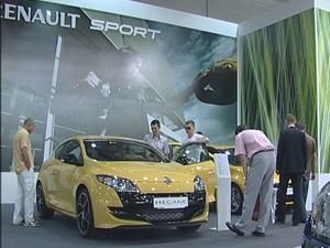 Renault продовжує дивувати українців Renault продовжує дивувати українців