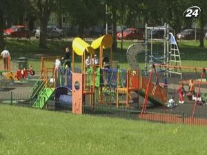 Бундестаг разрешил детям кричать и шуметь на детских площадках