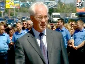 Азаров пообіцяв подумати над реформами у “Нафтогазі” Азаров пообіцяв подумати над реформами у “Нафтогазі”