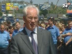 Азаров: Мы конкретно поговорим с Россией про газ Азаров: Мы конкретно поговорим с Россией про газ