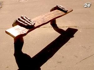 Двома десятками арт-об’єктів прикрасили центр столиці Двома десятками арт-об’єктів прикрасили центр столиці