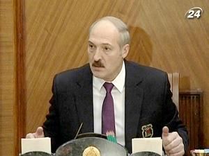 Кремль пригрозил Лукашенко отказом в предоставлении кредита Кремль пригрозил Лукашенко отказом в предоставлении кредита