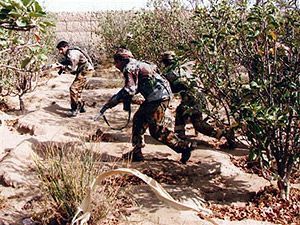 На юге Йемена в столкновениях погибли 4 военных На юге Йемена в столкновениях погибли 4 военных