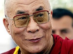 Далай-лама офіційно склав з себе політичні повноваження
