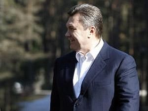 Вчера Янукович прогулялся по центру Киева