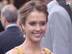 Джессіка Альба та Кеш Уоррен чекають на ще одну донечку Джессіка Альба та Кеш Уоррен чекають на ще одну донечку