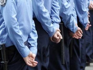 Міліція Києва підготувалася до шкільних вечорів Міліція Києва підготувалася до шкільних вечорів