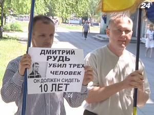 Суд слухав справу сина прокурора, який збив на смерть трьох жінок