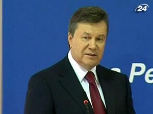 Янукович: Ваша політика роз’єднує молодь, це може погано скінчитися для вас