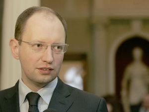 Яценюк: Влада повинна повернути довіру населення Яценюк: Влада повинна повернути довіру населення