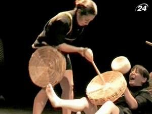 В Мексике представили пьесы из предметов повседневного обихода В Мексике представили пьесы из предметов повседневного обихода