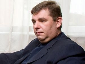 Нардеп-мільйонер не соромиться брати в держави матеріальну допомогу Нардеп-мільйонер не соромиться брати в держави матеріальну допомогу