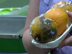 В супермаркетах Києва продають неякісні продукти В супермаркетах Києва продають неякісні продукти